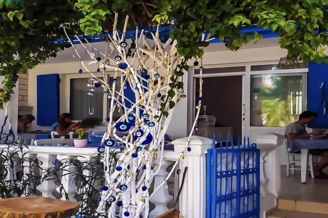 Beyaz Ev Hotel Alacati Exterior foto