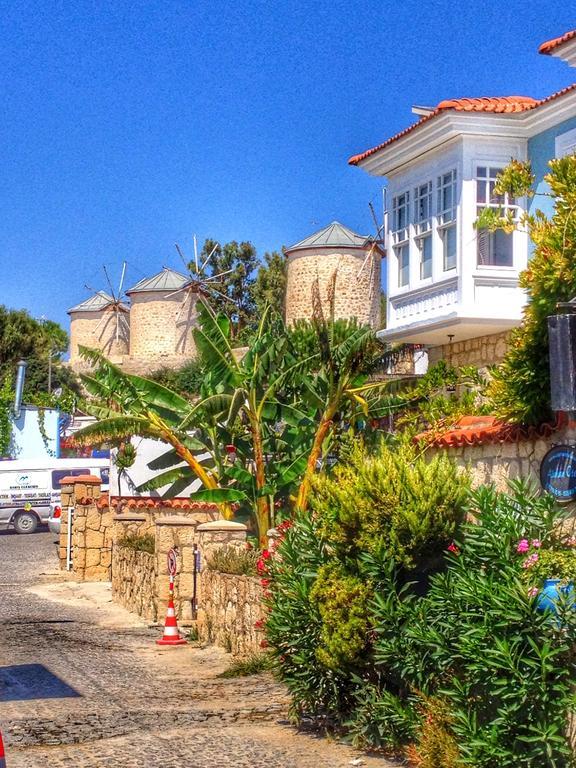 Beyaz Ev Hotel Alacati Exterior foto